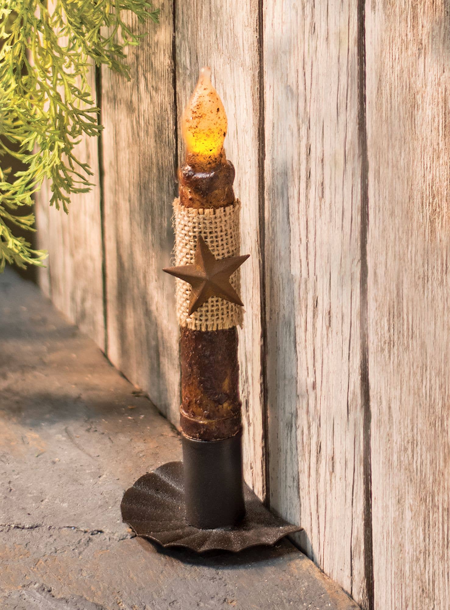 The Hearthside Collection – Großhandel Kerzenhalter – Halber konischer Halter aus Metall3