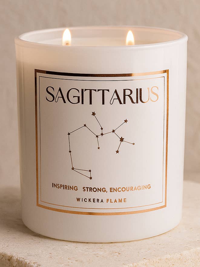 Bougie du zodiaque Sagittaire ♐ pour la vente par Wicker and flame