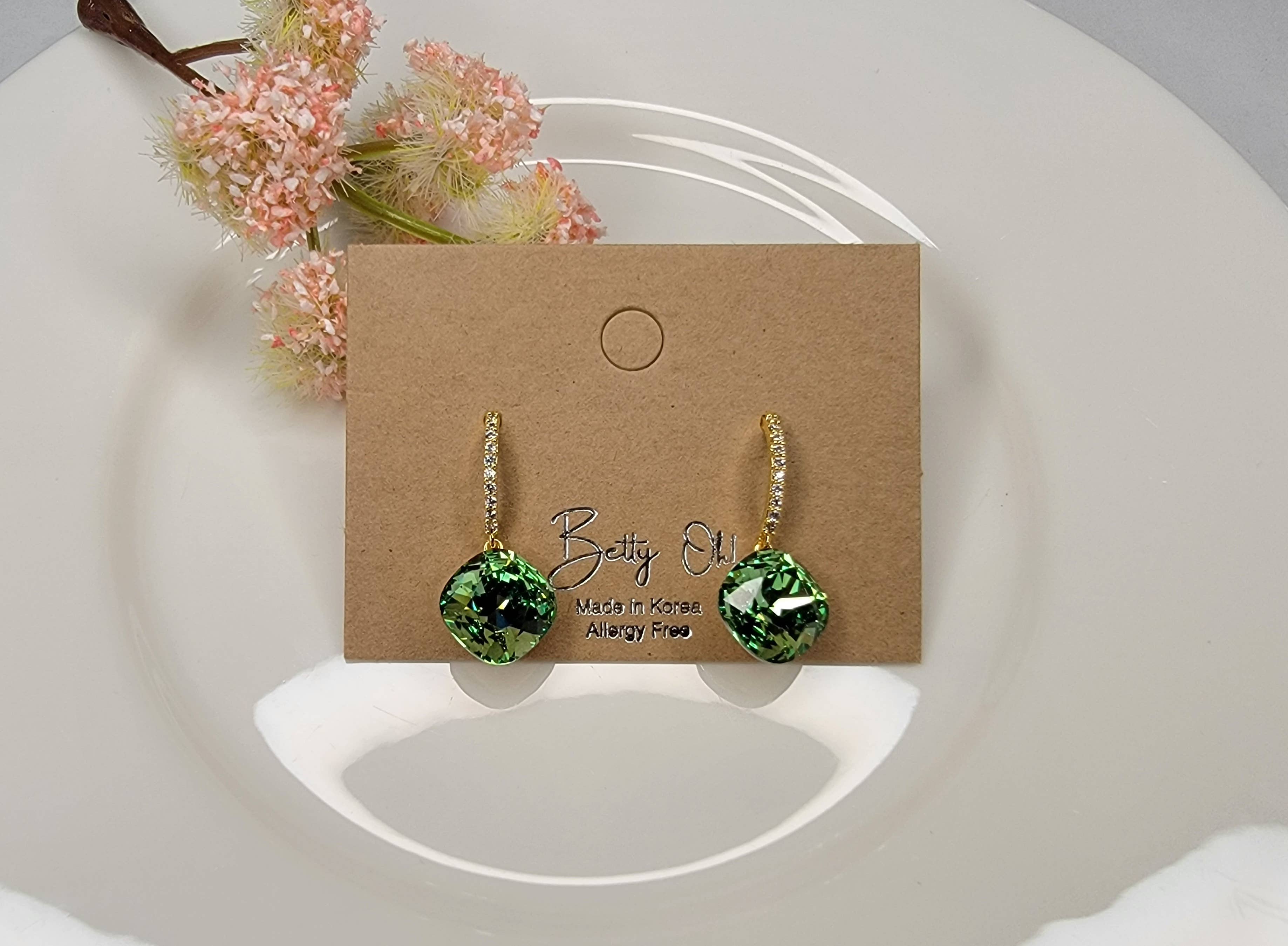 BETTYOH INC – wholesale Stud/post earrings – ELEGANCE STYLE SWAROVSKI CRYSTAL DANGLE EARRINGS.0