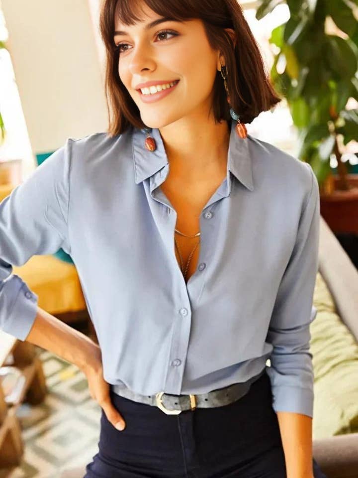 Chemise en viscose tissée à coupe régulière pour la vente par Hoxton Gal