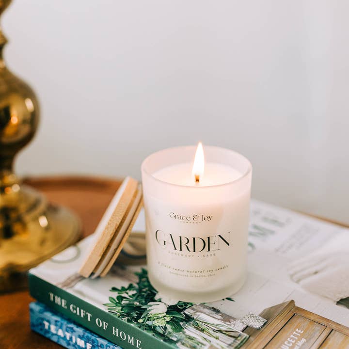 Garden Candle | 8 ounce for wholesale by Grace and Joy Company