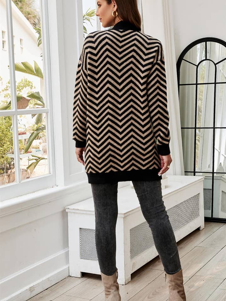 FS Collection (Germany) - Wholesale Cardigan - Women's - Relaxed Geometric Intarsia Cozy Soft Cardigan In Beige Black5