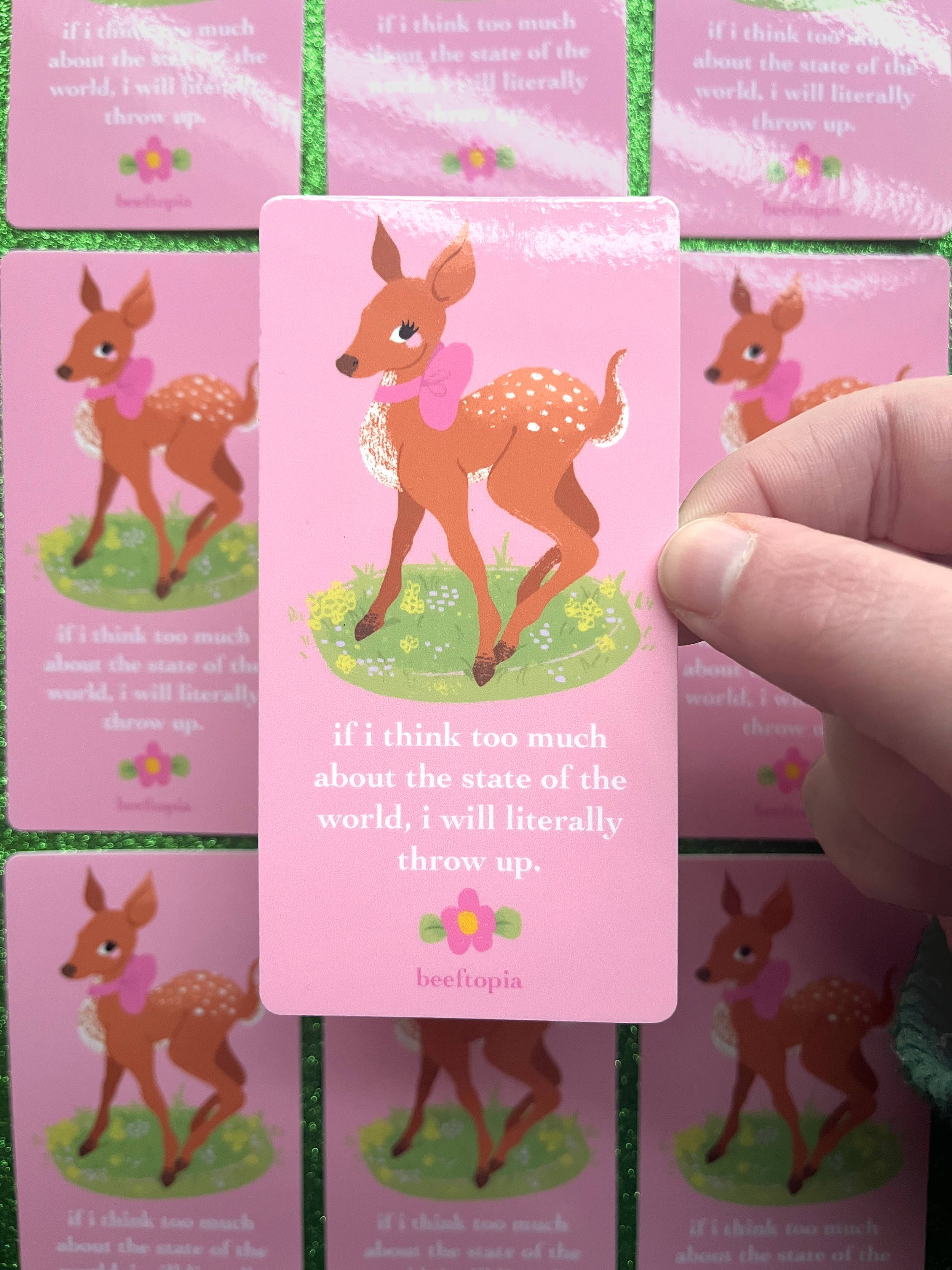 Beeftopia - Vente Autocollant - Autocollant en vinyle étanche de 3 pouces "The State of the World"4