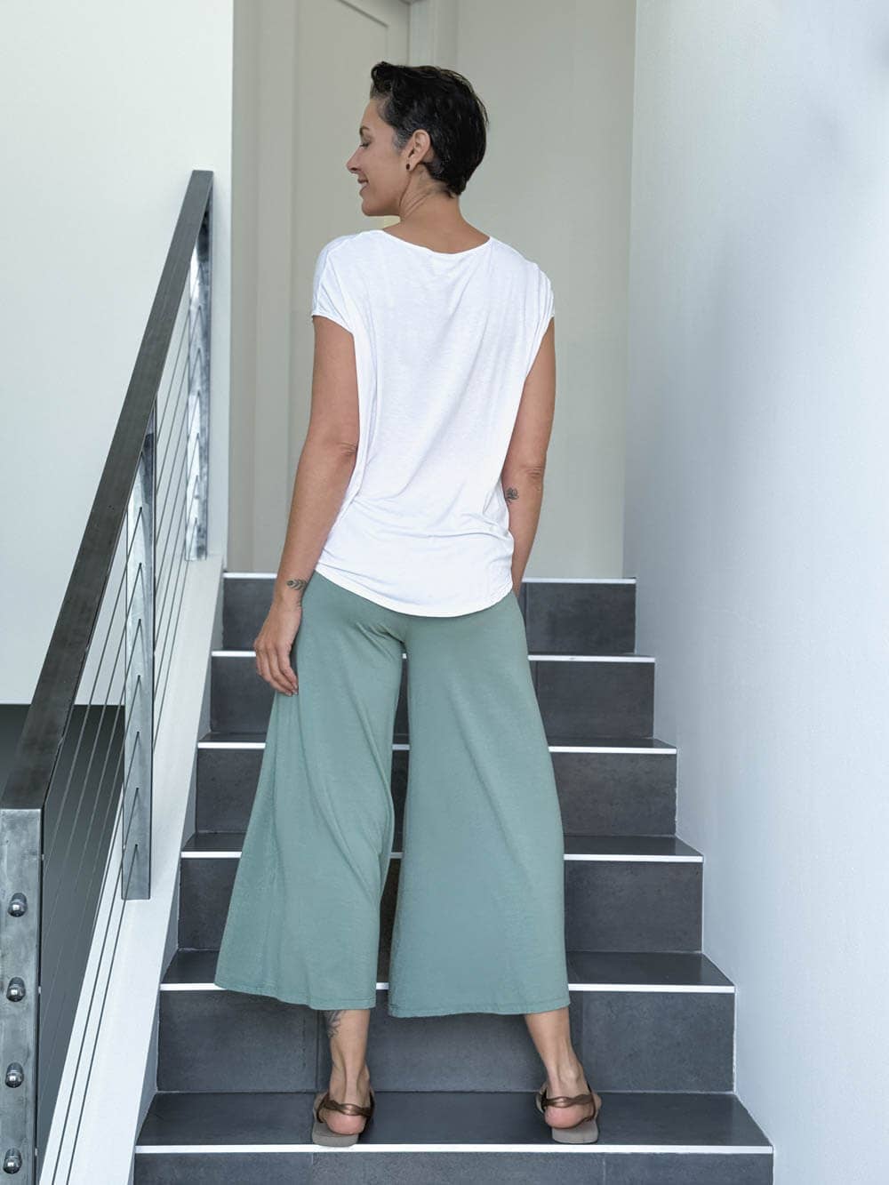 CARAUCCI - Wholesale Pants - Women's - Cropped Flare Pants22