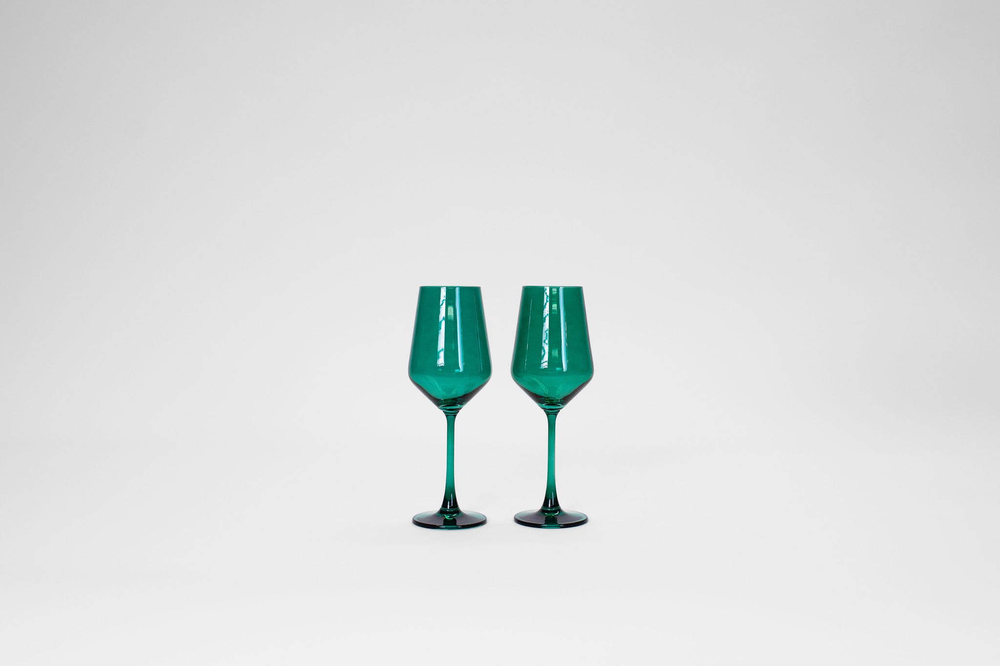 GlassHauseCo - Wholesale Wine Glass - Emerald Green - Colored Wine Glass1