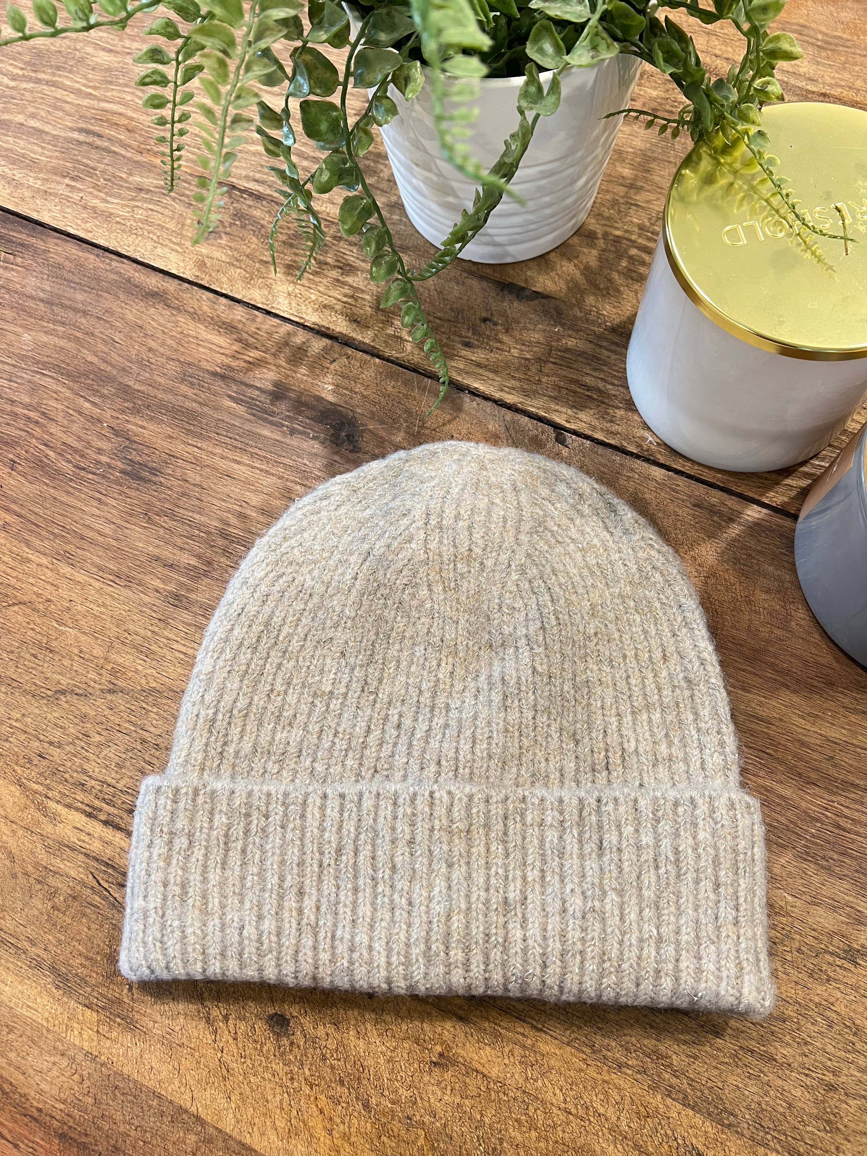 Justin & Taylor – Engroshandel Beanie - Dame – Rich Luxe hue med lurex-detaljer5