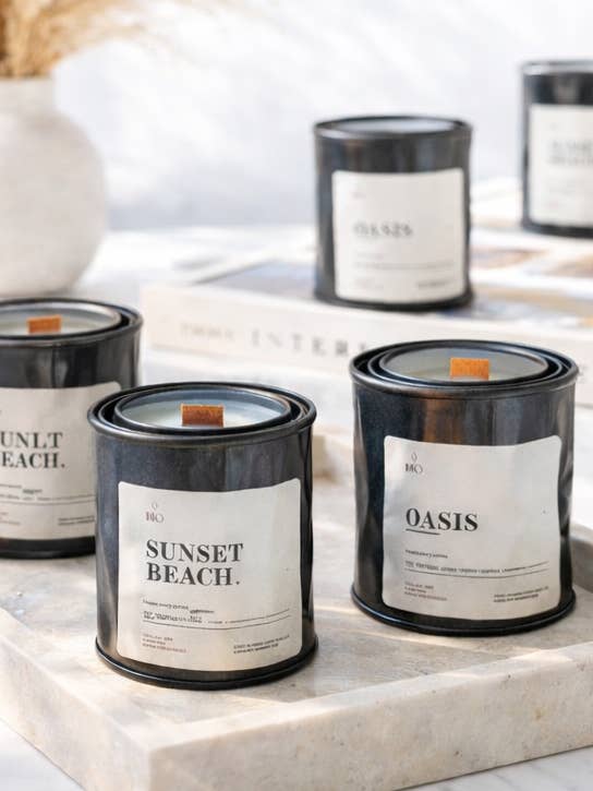 A scented candle made of soy wax in a crumpled metal tin. 6,5 oz for wholesale by MO moment