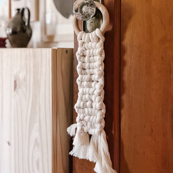 Herbert Eudora - Wholesale Door Hanger - EDNA door knob hanger3