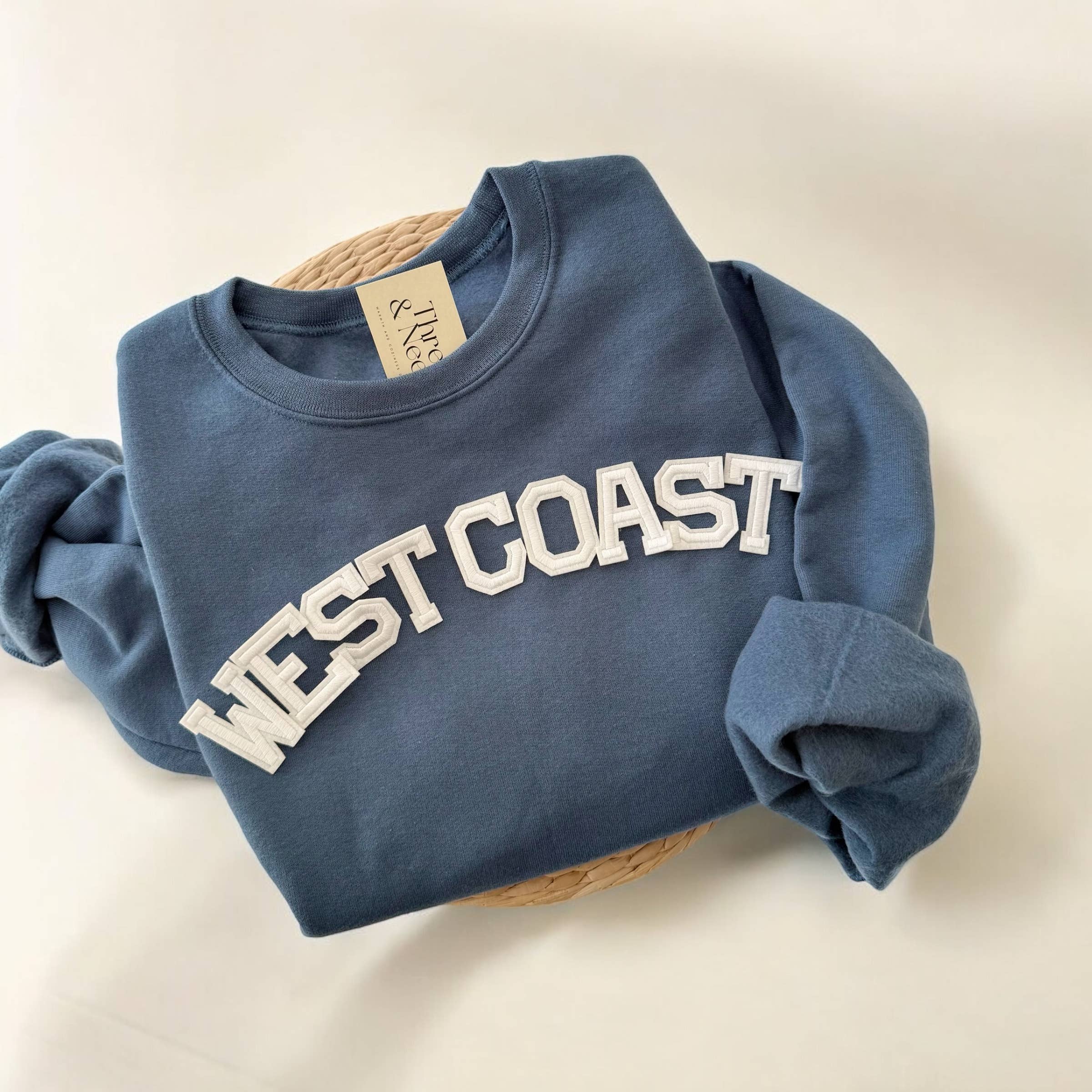 Threads And Needles, INC. – Engroshandel Sweatshirt - Dame – WEST COAST Crewneck Sweatshirt1