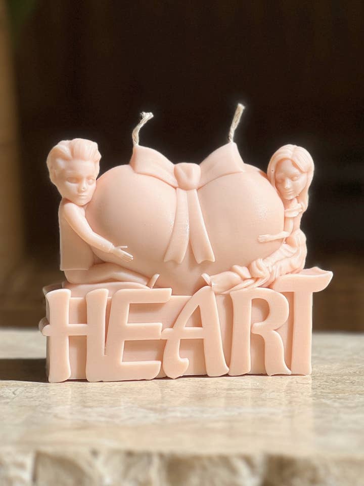 Bougie en cire de soja Cœur de la Saint-Valentin pour la vente par CandlesCo Australia