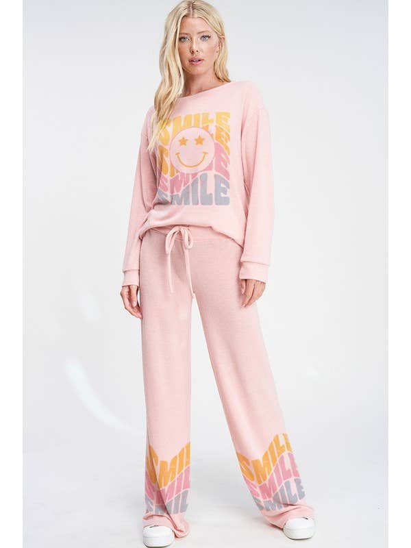 Peace Love Line - Wholesale Lounge Set - Women's - STAR SMILE TOP AND PANTS LOUNGE WEAR SET