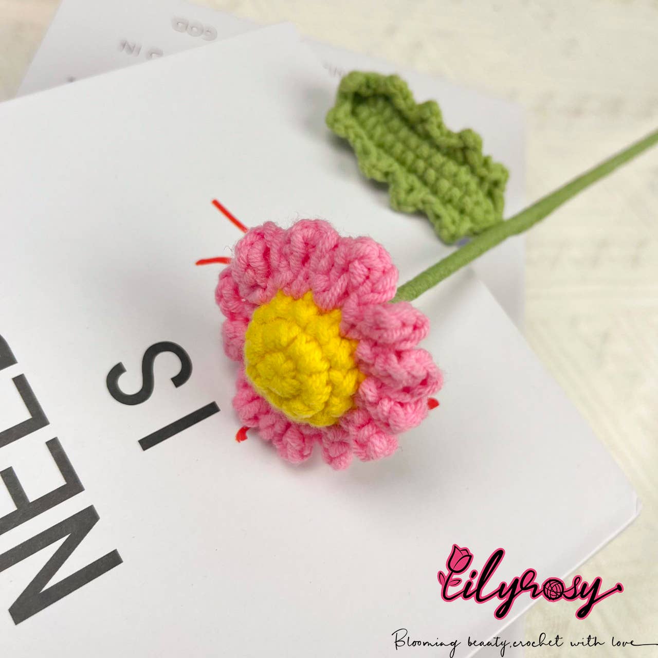 Lilyrosy（Duty free) - Wholesale Artificial Flowers - Crochet Daisy Flower, Handmade Gifts for her, Home decor1