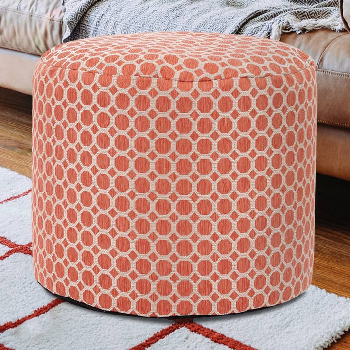 Pouf alto Pyth Coral per la vendita all'ingrosso da parte di Howard Elliott on Faire