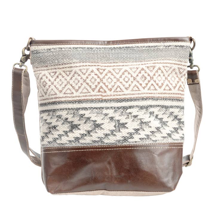Clea Ray Canvas Bags & Clothing - Wholesale Crossbody Bag - Women's - Vintage Tapestry Fabric With Leather Trim & Zipper Clousure