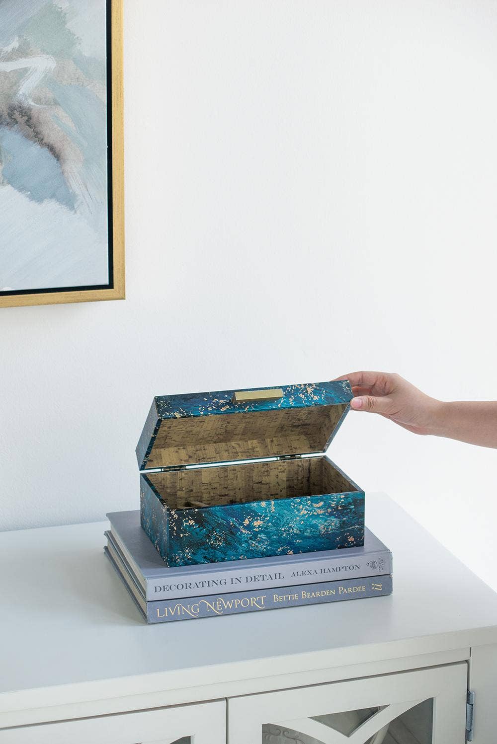 A&B Home Group Inc. – Engroshandel Pynteæske – Sæt med 3 dekorative opbevaringskasser, blå med gulddetaljer4