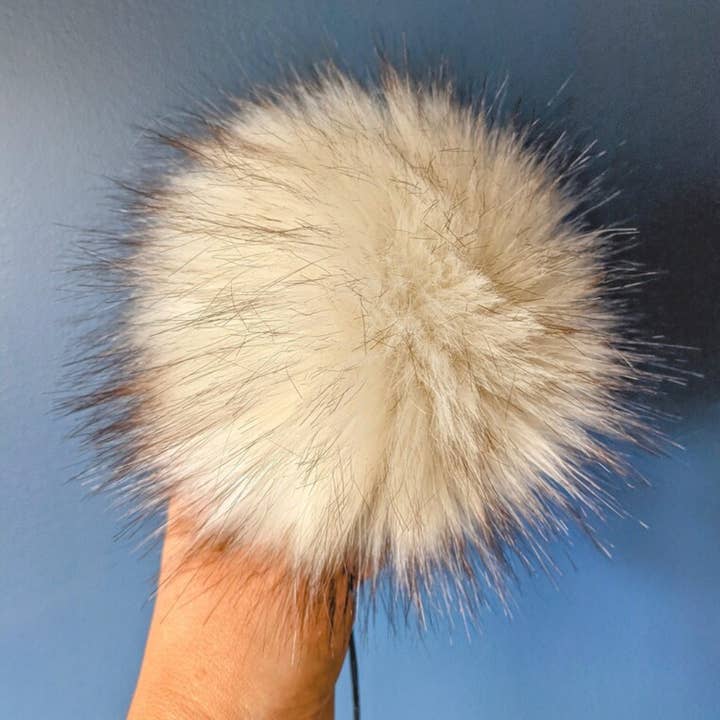 CountryStixCo - Wholesale Pom Poms - 7" Detachable Faux Fur Pom Pom - Creamy Marshmallow