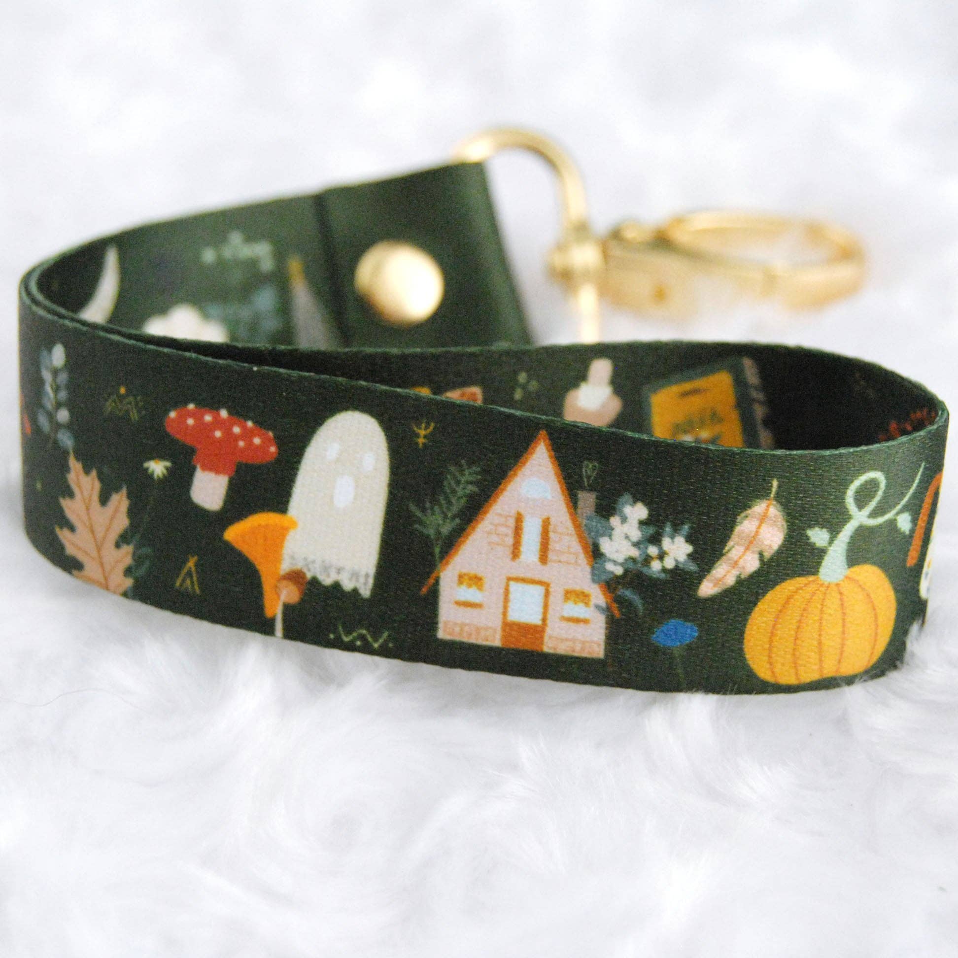Beauluster - Wholesale Lanyard - Unisex - Haunted Forest Lanyard3