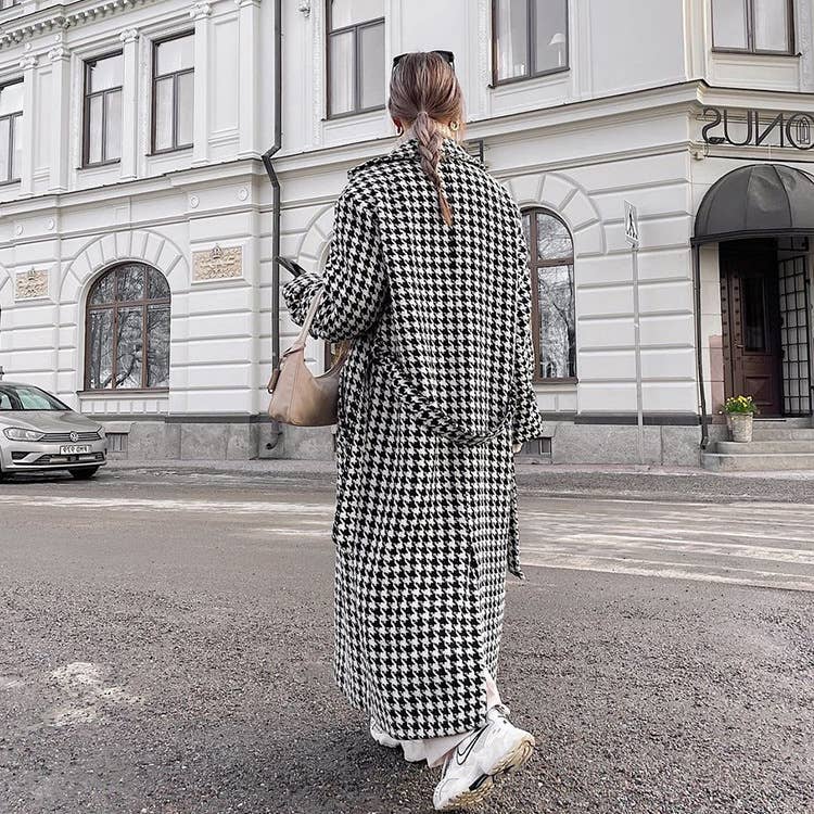 Black and white houndstooth long trench coat for wholesale on Faire6