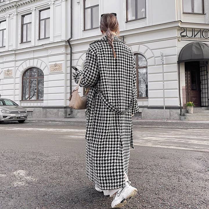 Black and white houndstooth long trench coat for wholesale on Faire6