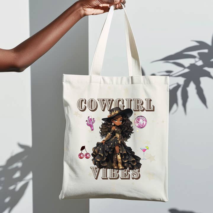 Sac Cabas Vibes Cowgirl | Style Disco Glam Western Rose pour la vente par Queenly Roots