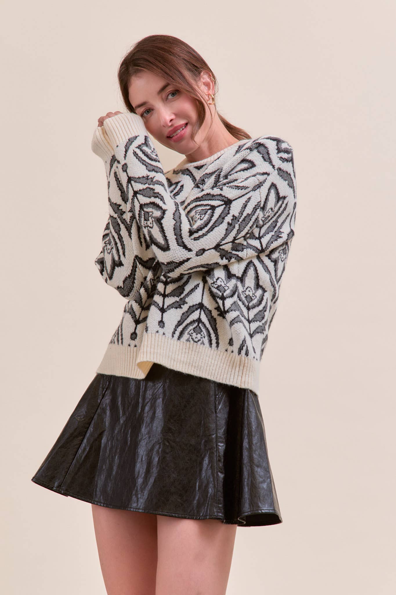 &MERCI - Wholesale Knit Sweater - Women's - FLORAL PATTERN KNIT SWEATER MSW110952