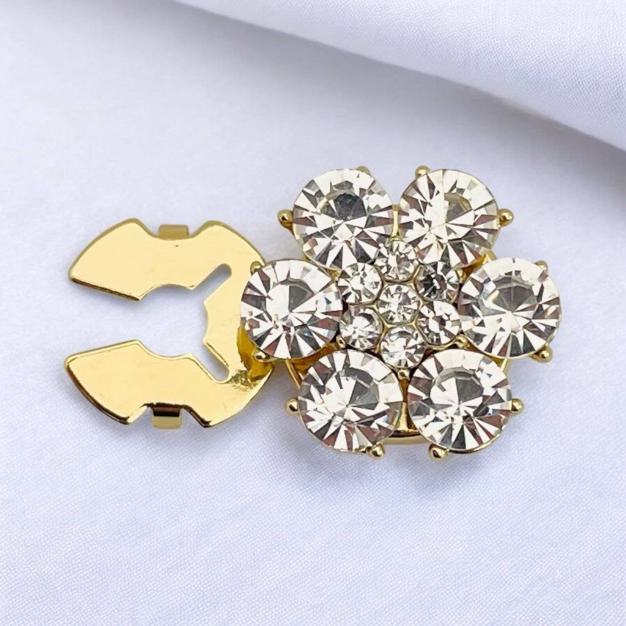 Huracan - Wholesale Kliksieraden - Fiva doos met knopen3