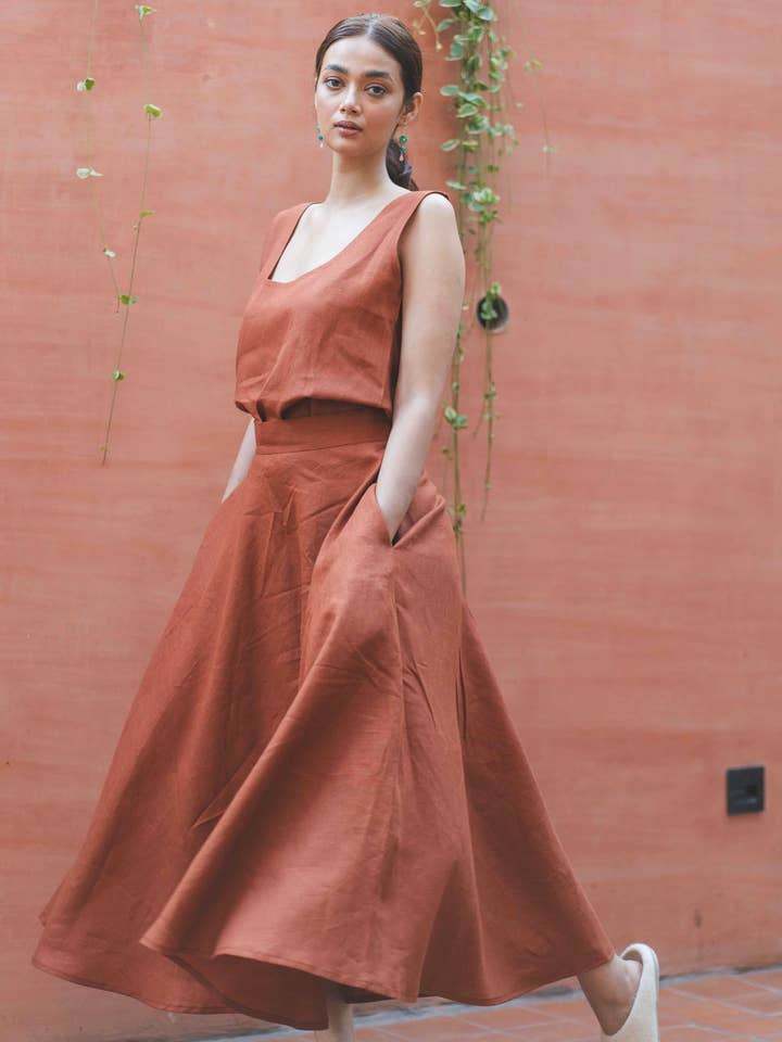 Saia de linho de cintura alta em linha A por atacado de Drishya Linen