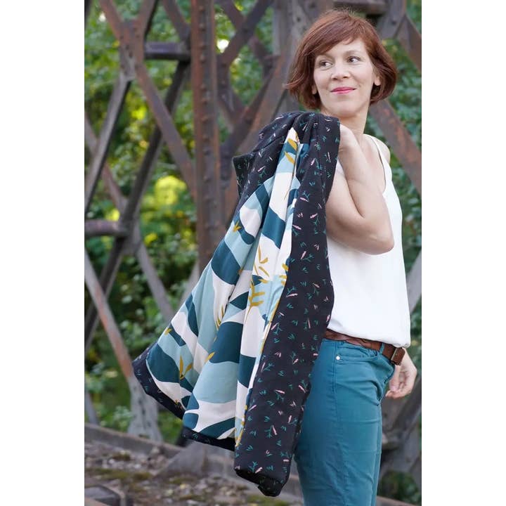 Eglantine et Zoé - Wholesale Fabric - Solis Green Viscose Poplin Fabric2