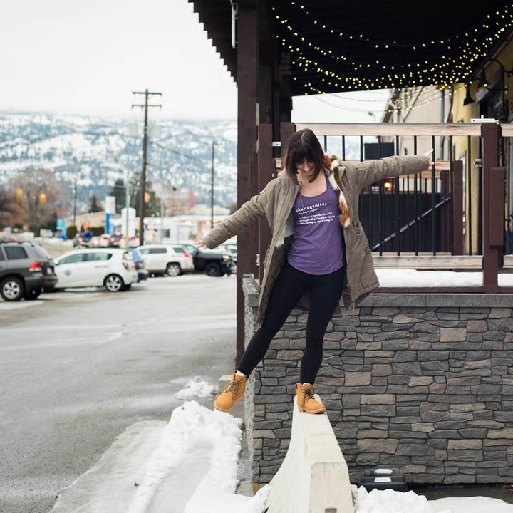 Débardeur slim pour femmes d'Okanaganite - 351 Apparel pour la vente par 351 Apparel