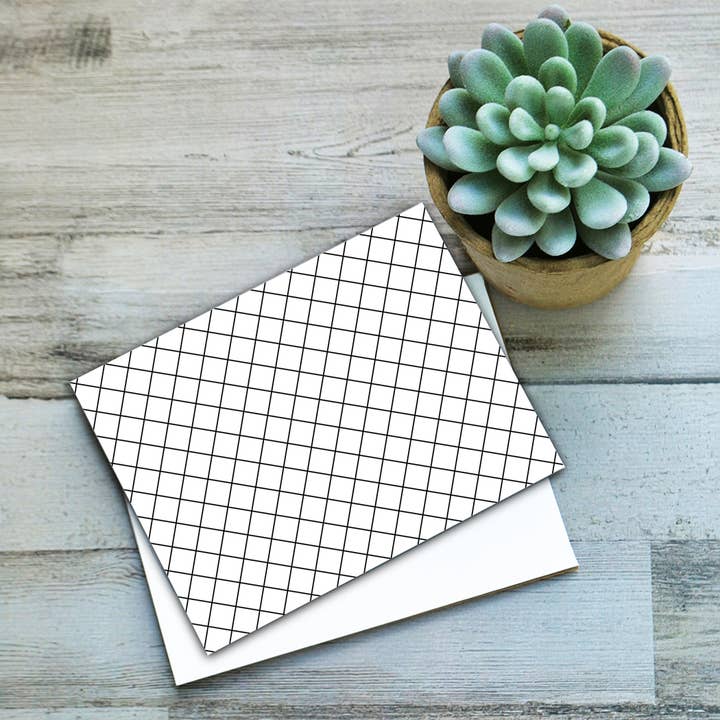 Carré Grid Repeat Simple Petite Carte Blanche pour la vente par PhD Design