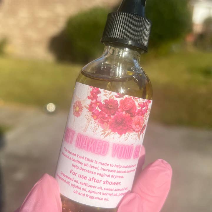 Glam Goddess Cosmetics - Wholesale Bath/Body Oil - Edible Yoni Oil