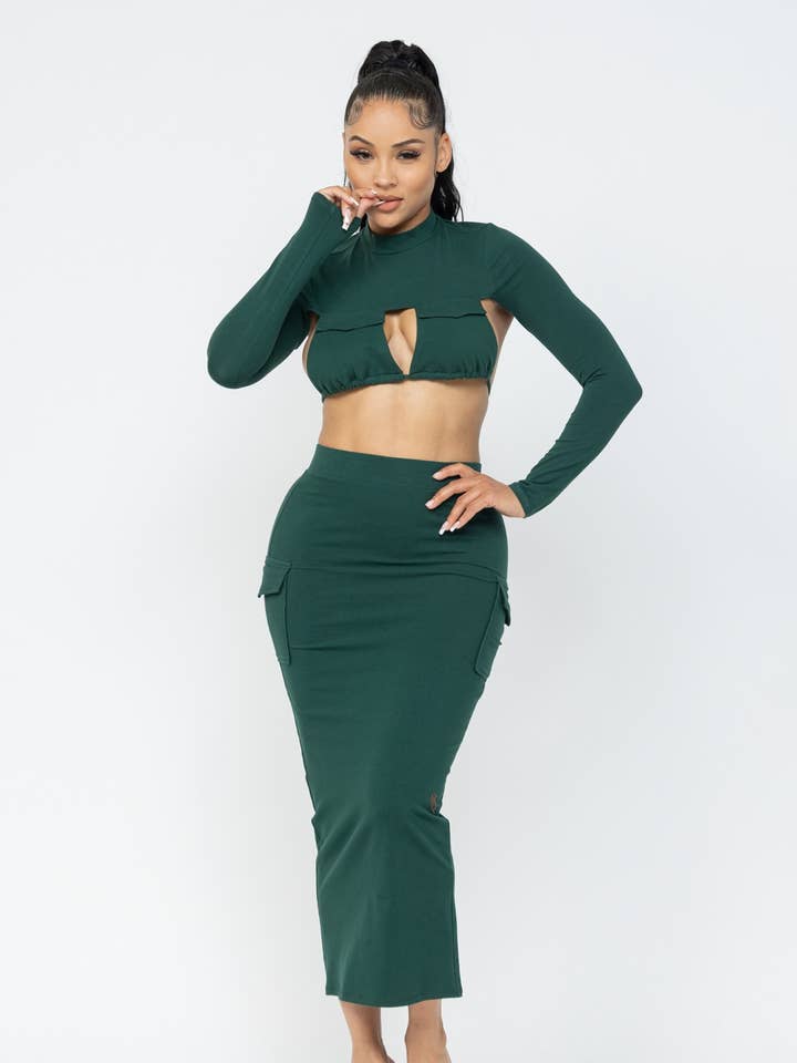 Ensemble de jupe longue avec haut court avec nœud dans le dos pour la vente par Boswell