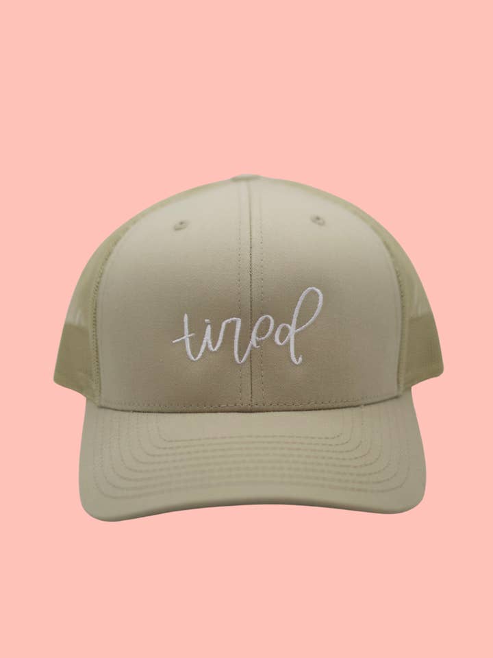 Træt Justerbar Retro Trucker Kasket (Gaver til Kvinder) for engroshandel hos Chalkfulloflove