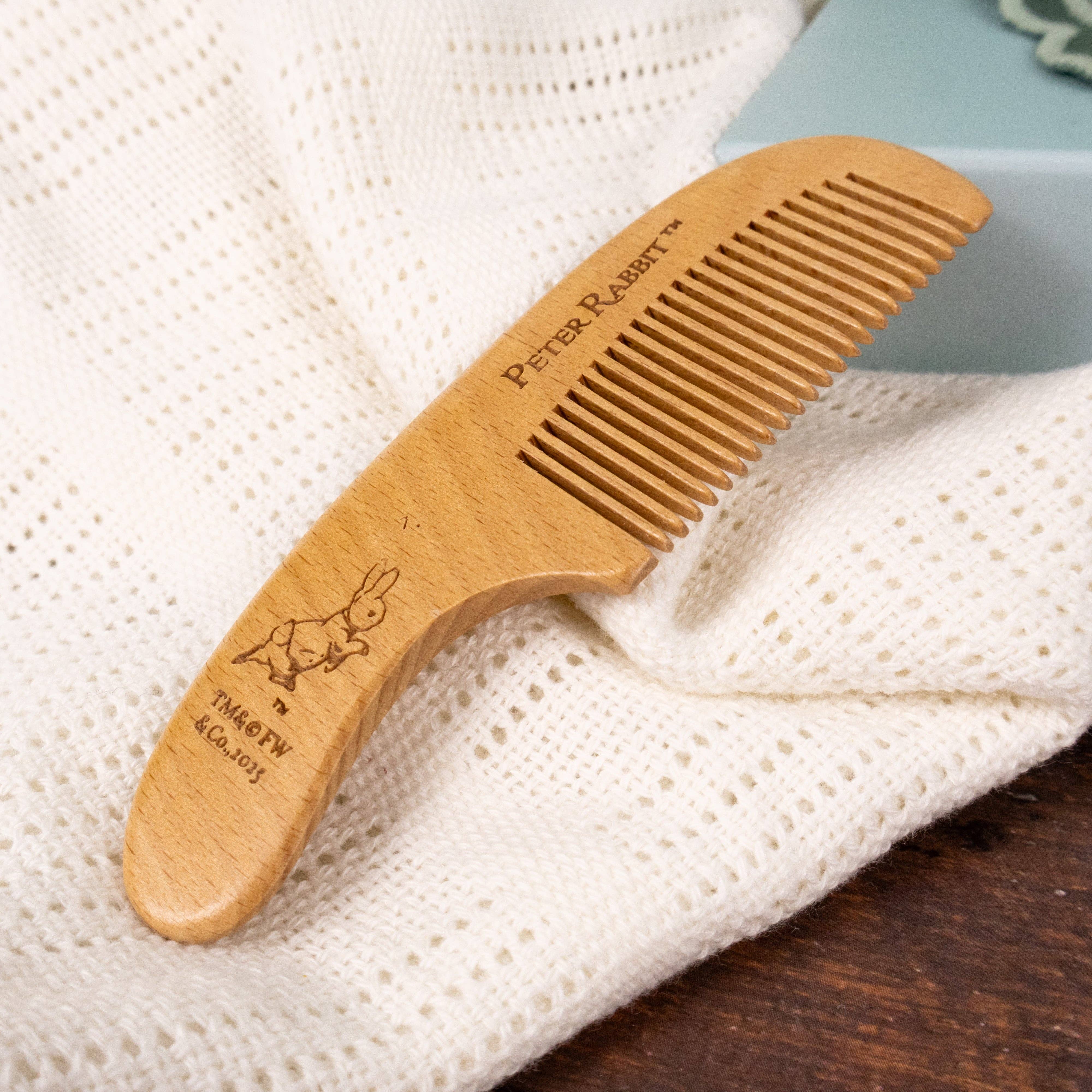 Robert Frederick Ltd - Wholesale Hair Brush/Comb Set - Kids & Baby - Peter Rabbit Baby’s Brush, Comb & Enamel Mug Gift Set4