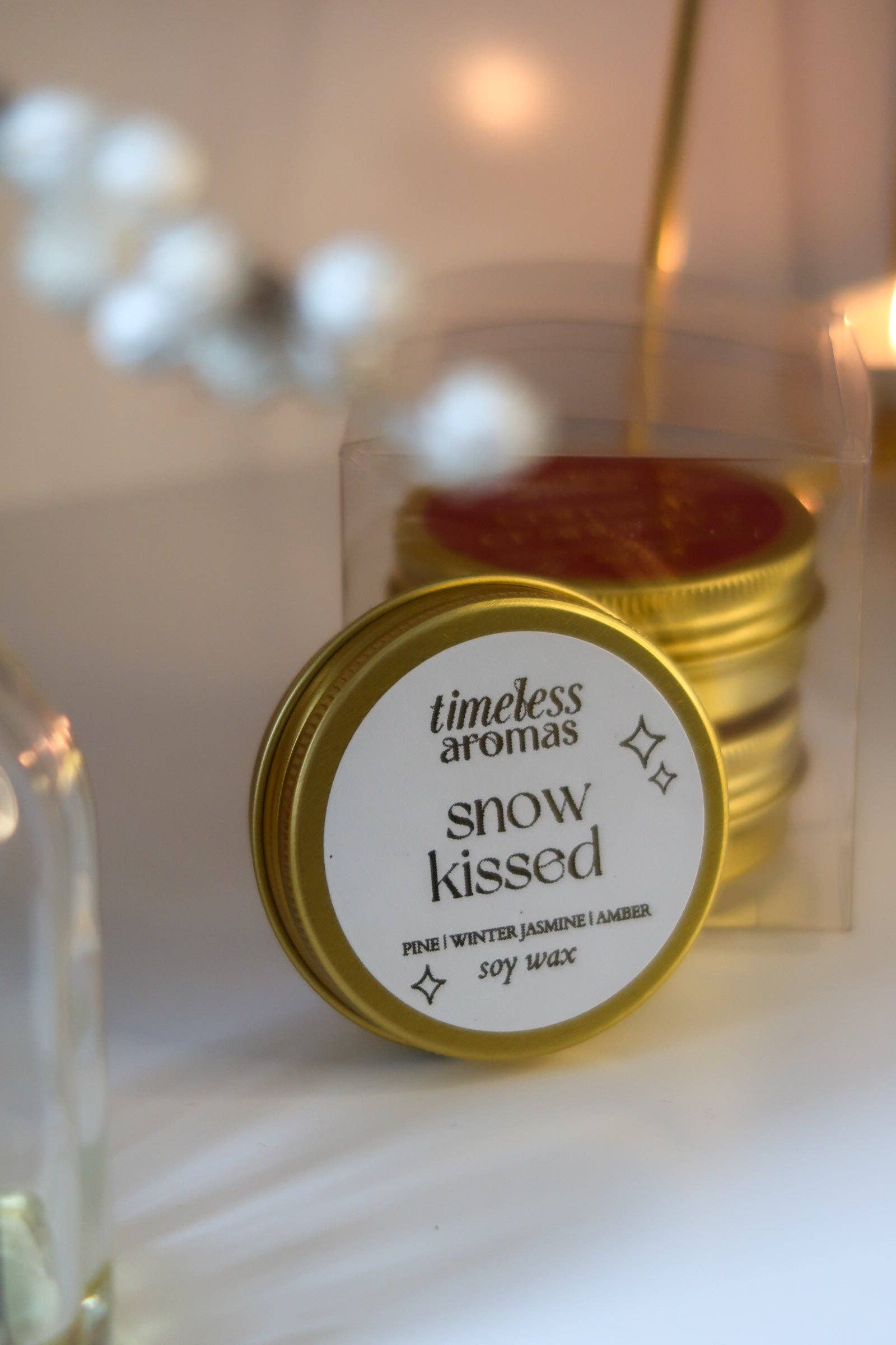 Timeless Aromas Ltd – Engroshandel Rejsestearinlys – Snekyssede Luksus Guld Dåse Lys | Tidløse Aromaer5