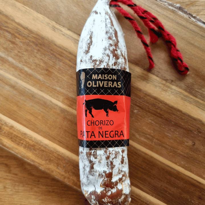 Chorizo ibérique Pata Negra Piquant pour la vente par JAMBONS OLIVERAS