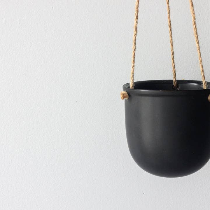 Sprout & About - Wholesale Hanging Planter - Matte Black Hanging Planter Pot