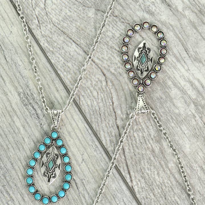 SP Sophia Collection - Vente Colliers à pendentif - Collier Western en forme de larme ouverte en strass1