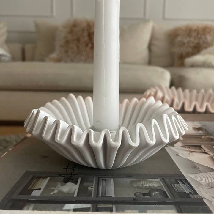 Pavot blue ltd - Wholesale Candle Holder - Ruffle decor candle holder