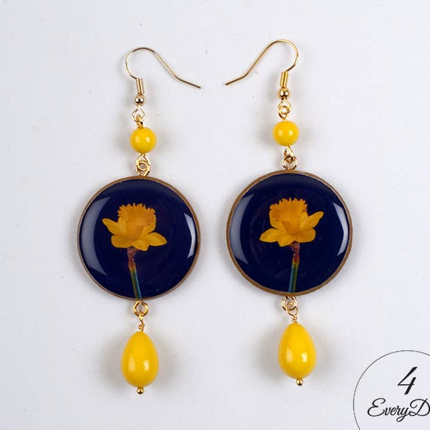 Brincos de madeira Narciso Amarelo por atacado de 4everyday Handmade