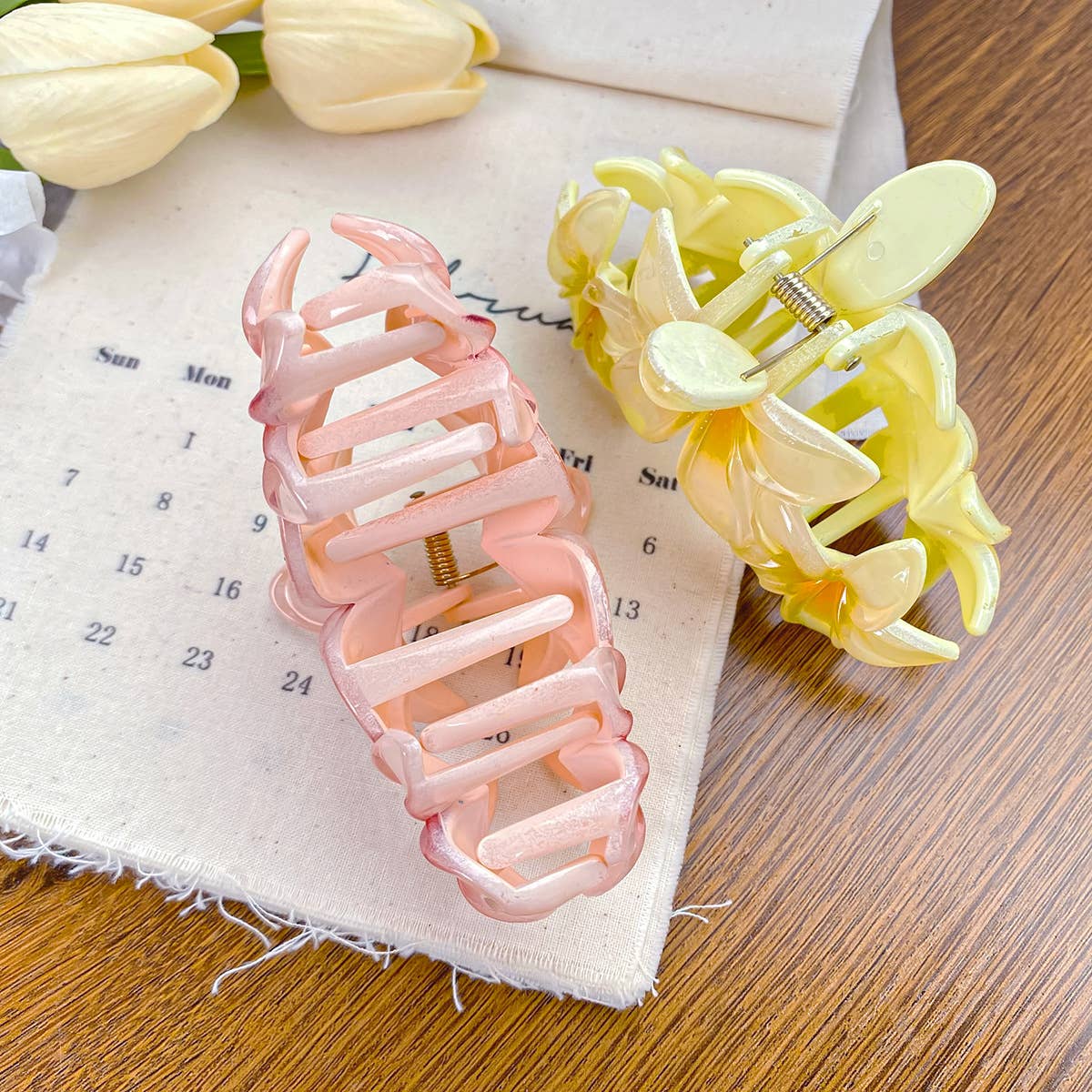 Little Trendy - Wholesale Hair Clip - Women's - Candy-colored flower hair claw beach vacation hair accessory13