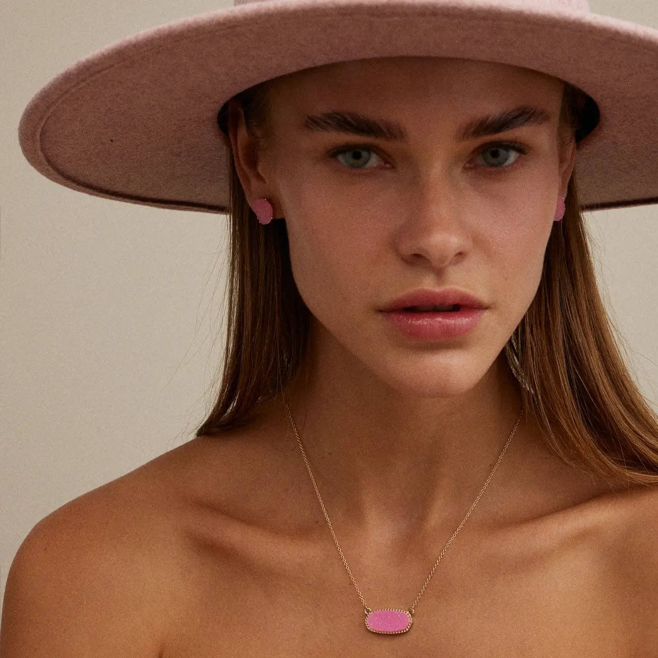 Frem - Vendita all'ingrosso Orecchini a bottone - Orecchini a bottone in pietra druzy a forma organica26