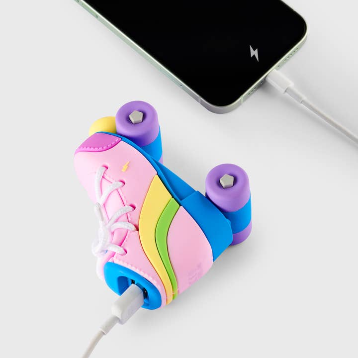 L10 Brands - Wholesale Portable Charger - Summer Vibes! Moji 4500 mAh Fast Charger - Roller Skate