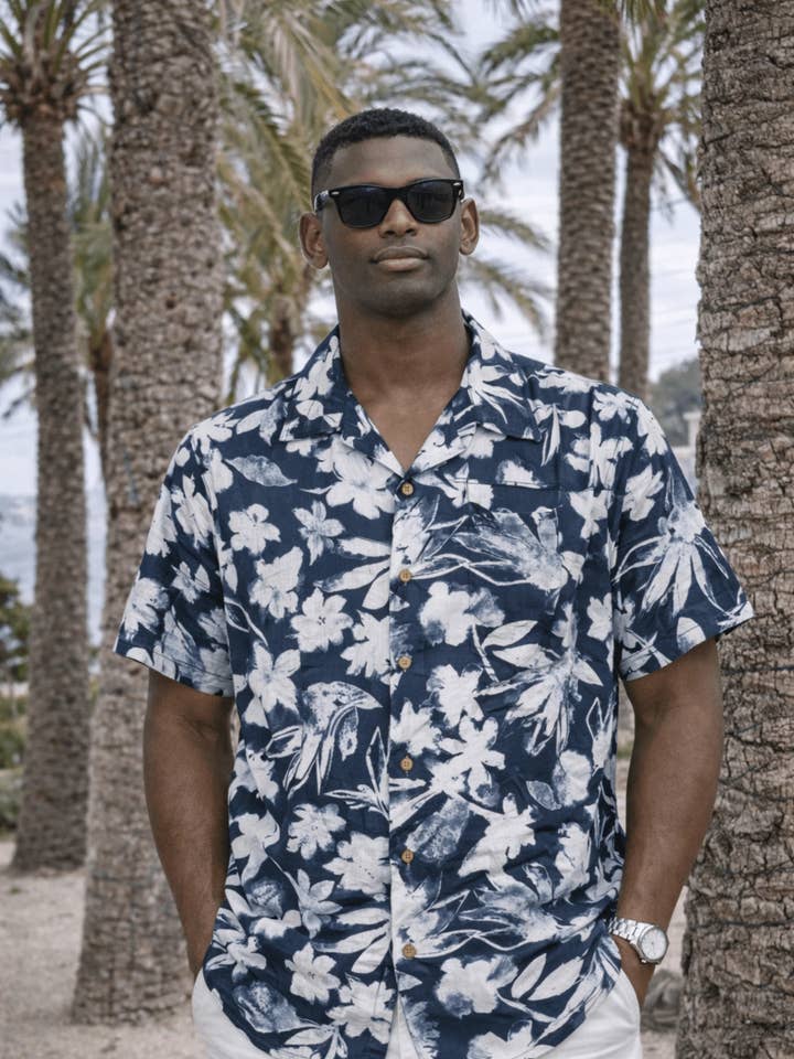 Short-Sleeved Shirt with Navy Floral Print for wholesale by Yellow Skin