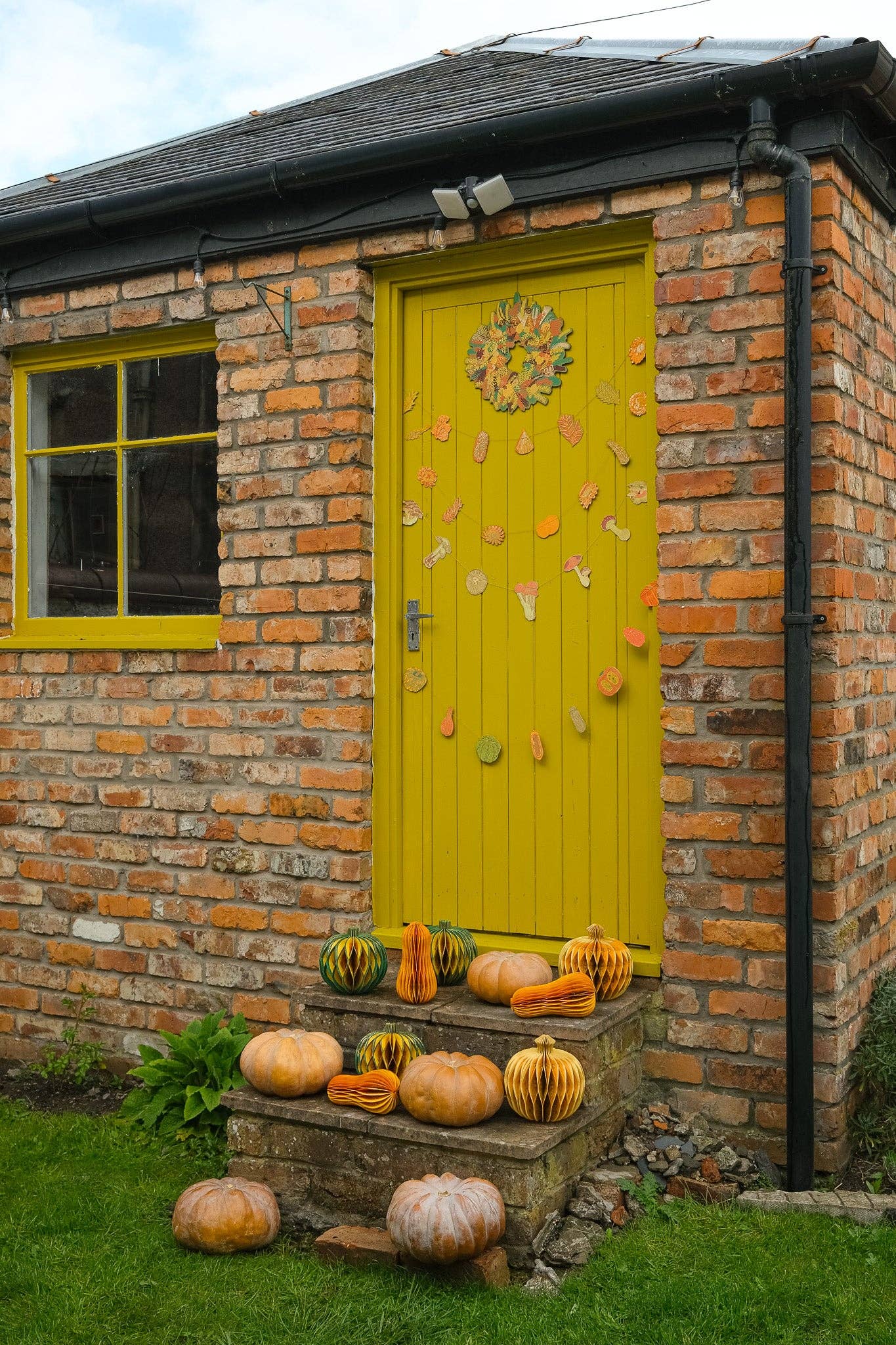 East End Press - Wholesale Bunting/Garland - Squashes Sewn Garland5