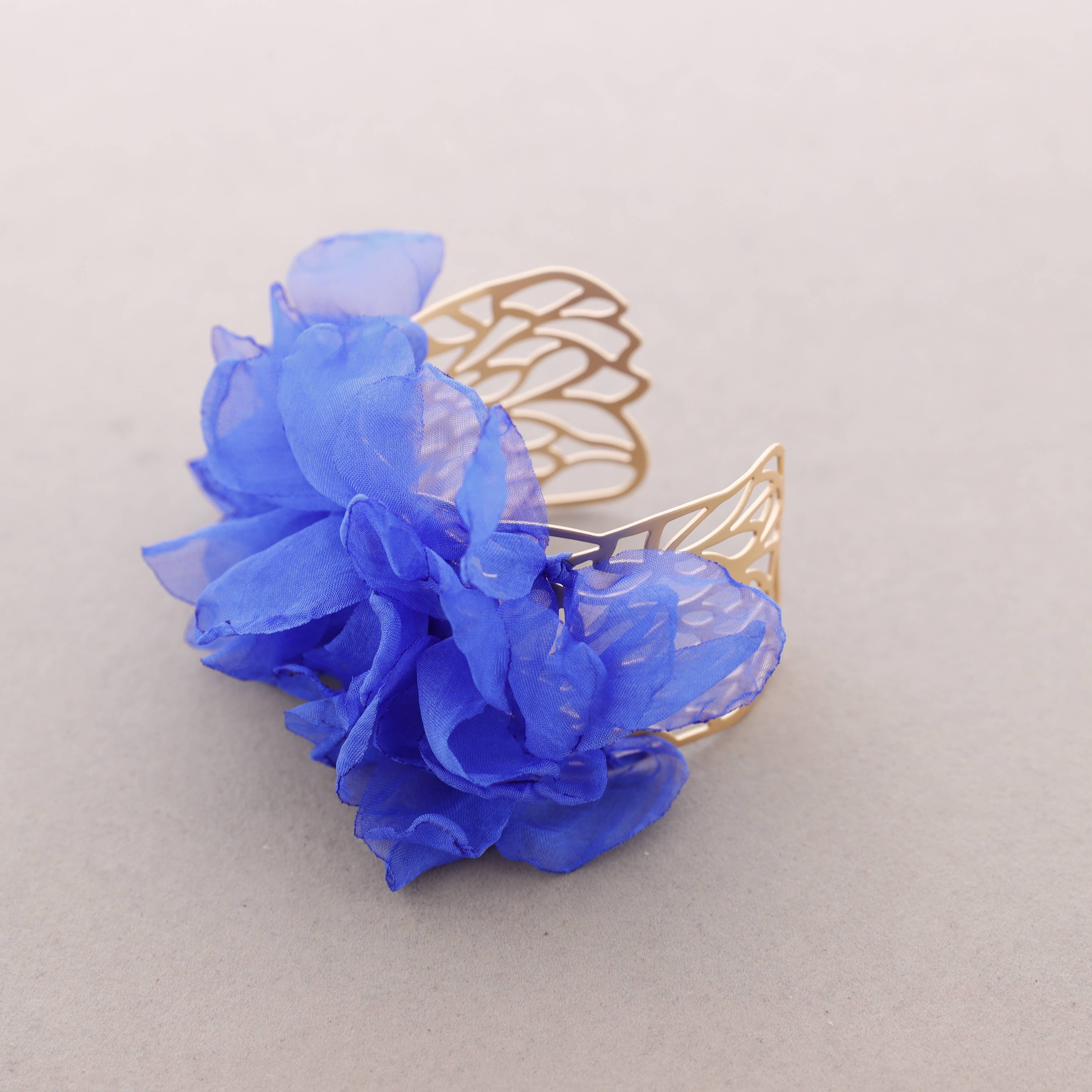 Sonata – wholesale Vävt/flätat armband – Justerbart armband med tygblommor2