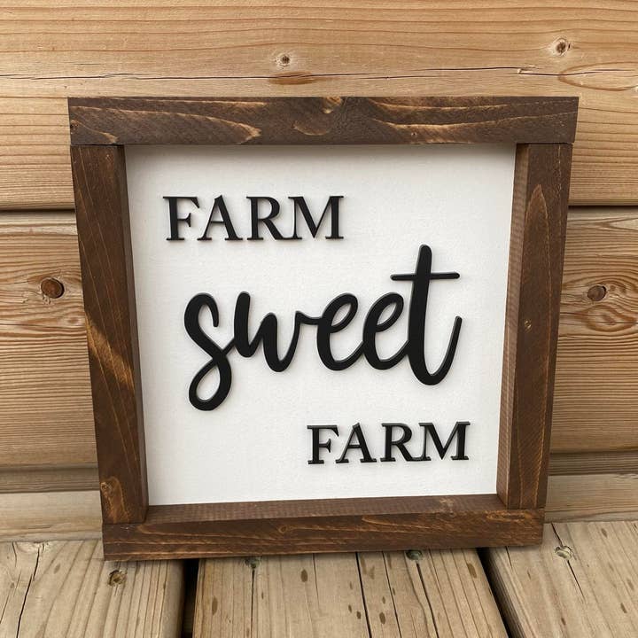 Farm Sweet Farm Wood Sign for wholesale by Barnworx Furnishings & Decor Inc