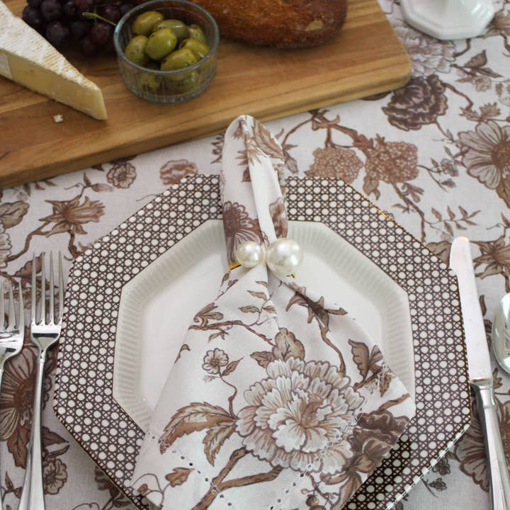 Willamere - Wholesale Dinner & Cloth Napkin - Brown Chestnut Floral Dinner Napkins, Set of Four3