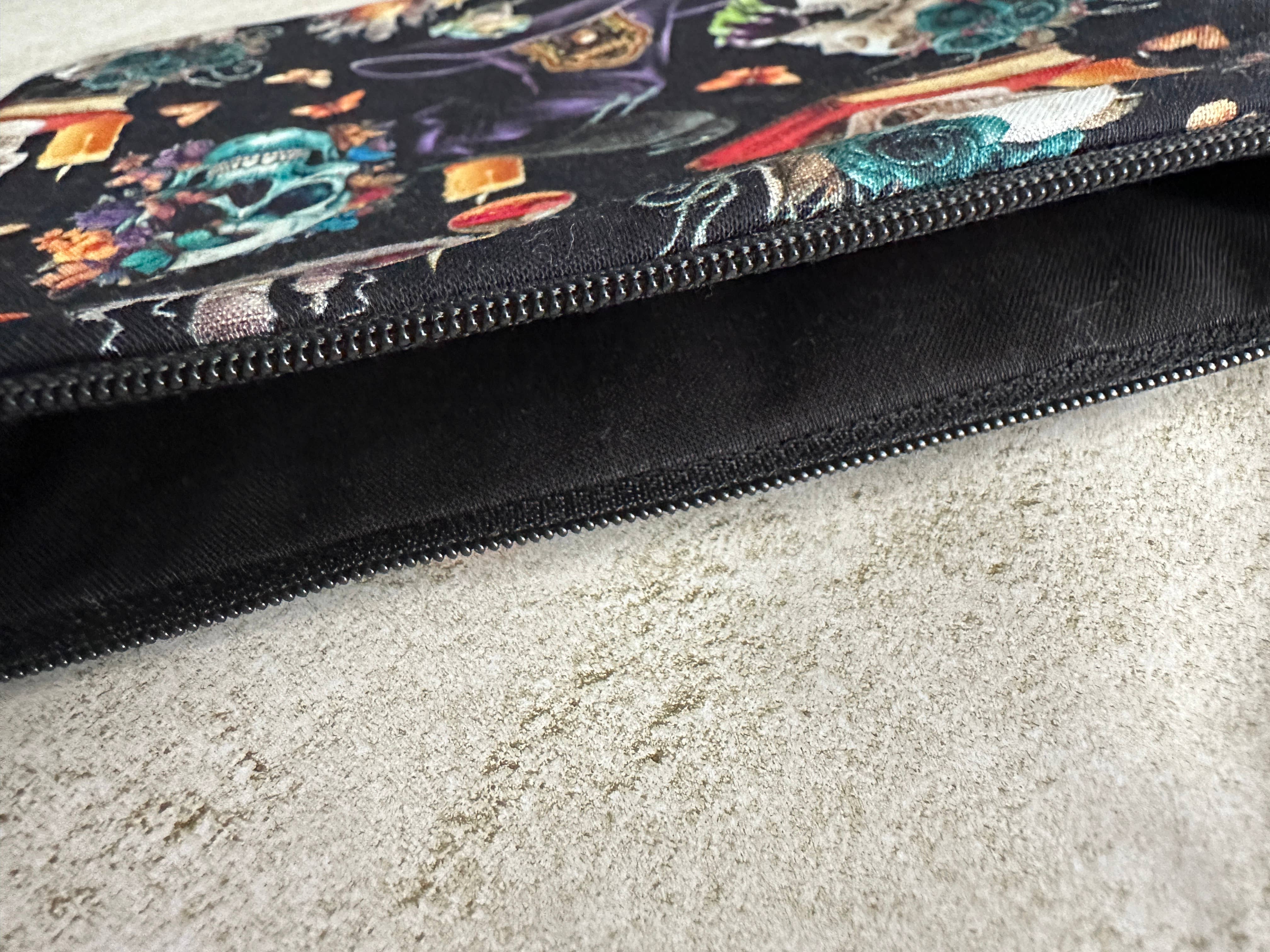 Serenity Energyworks – wholesale Tarot cards – Witchy Tarot Card Bag Pouch3