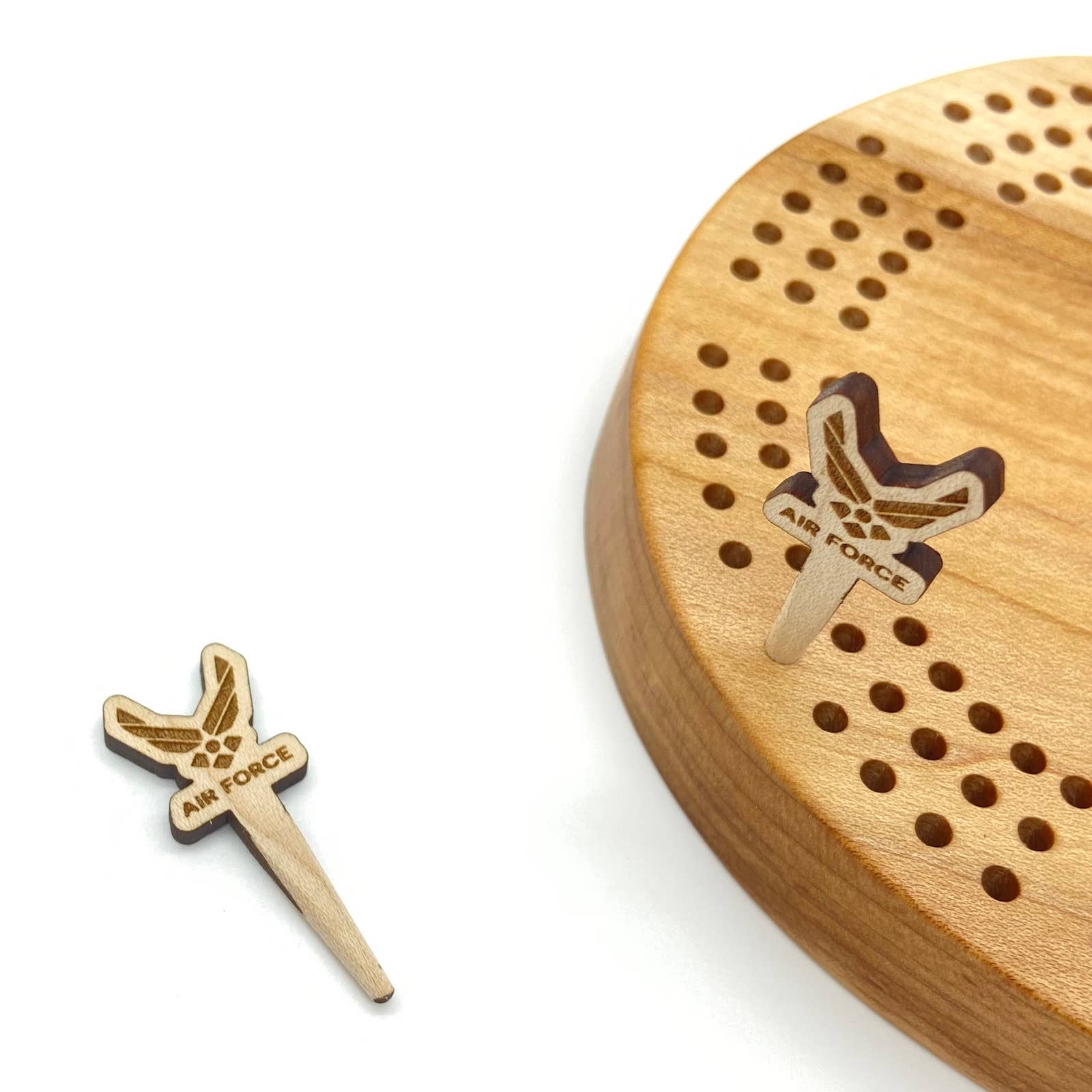 Cast & Carve - Venta al por mayor Juegos de mesa - Pinzas para cribbage, diseño de vida silvestre y cualquier diseño personalizado57